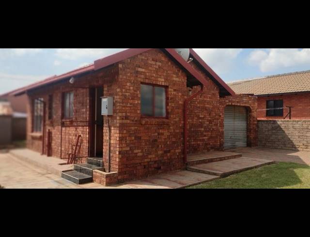 2 BEDROOM HOUSE FOR SALE IN SOSHANGUVE WW
